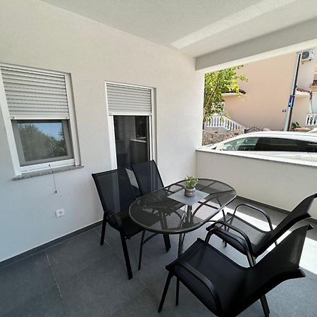 Apartments Dobrenic ヴォディツェ エクステリア 写真