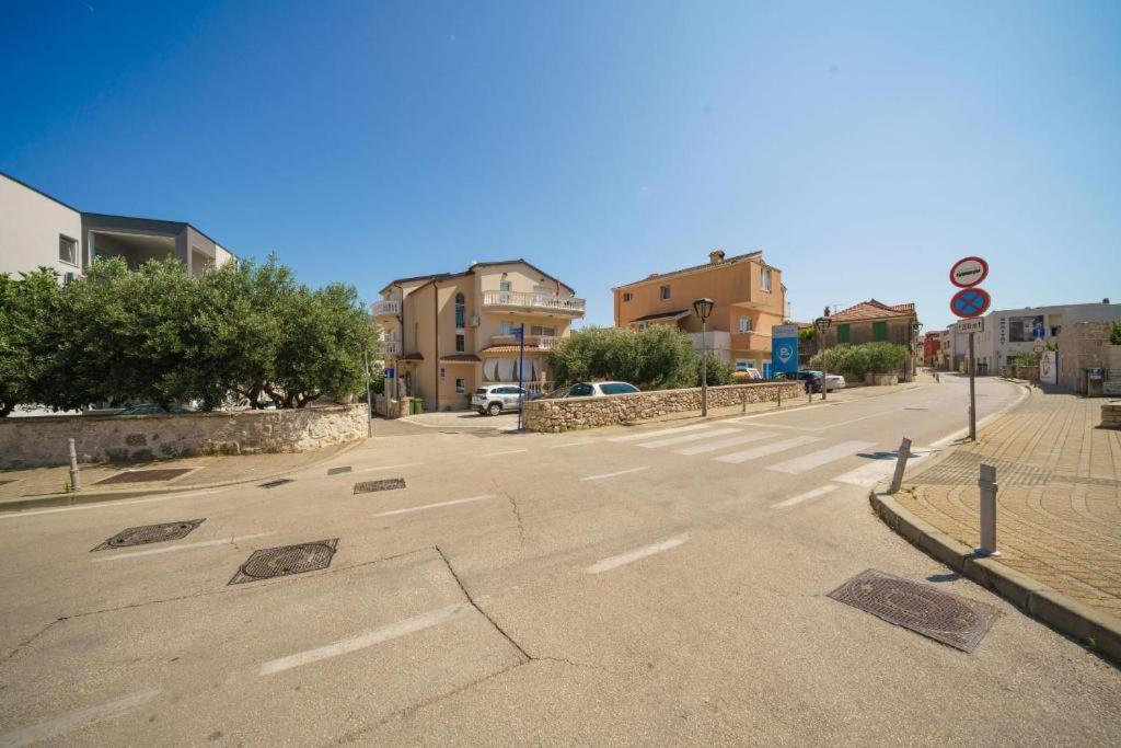 Apartments Dobrenic ヴォディツェ エクステリア 写真