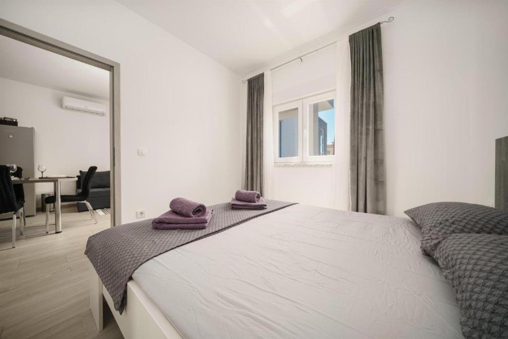 Apartments Dobrenic ヴォディツェ エクステリア 写真