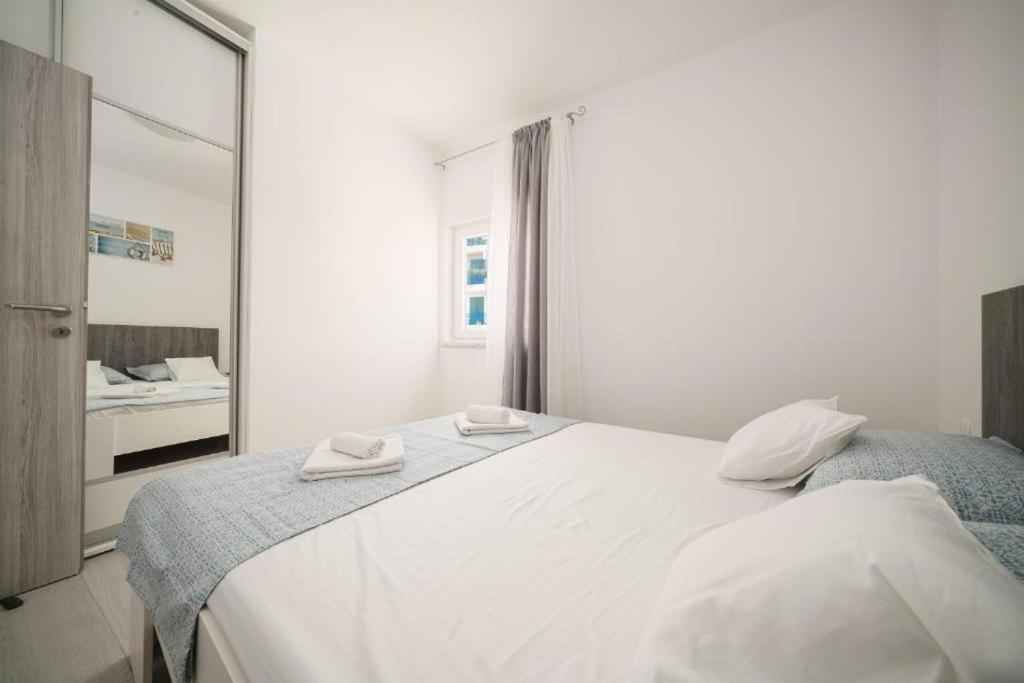 Apartments Dobrenic ヴォディツェ エクステリア 写真